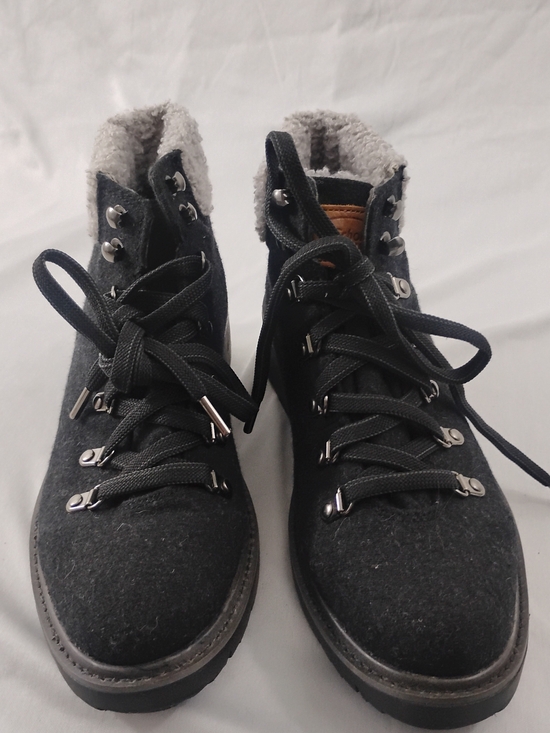 Dr. Scholl's Shoes - Dr. Scholl's Women's Charcoal Gray Suede Lace-Up Sherpa Ankle Boots Size 6